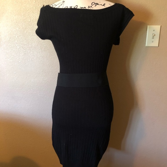 Dress - Picture 4 of 5